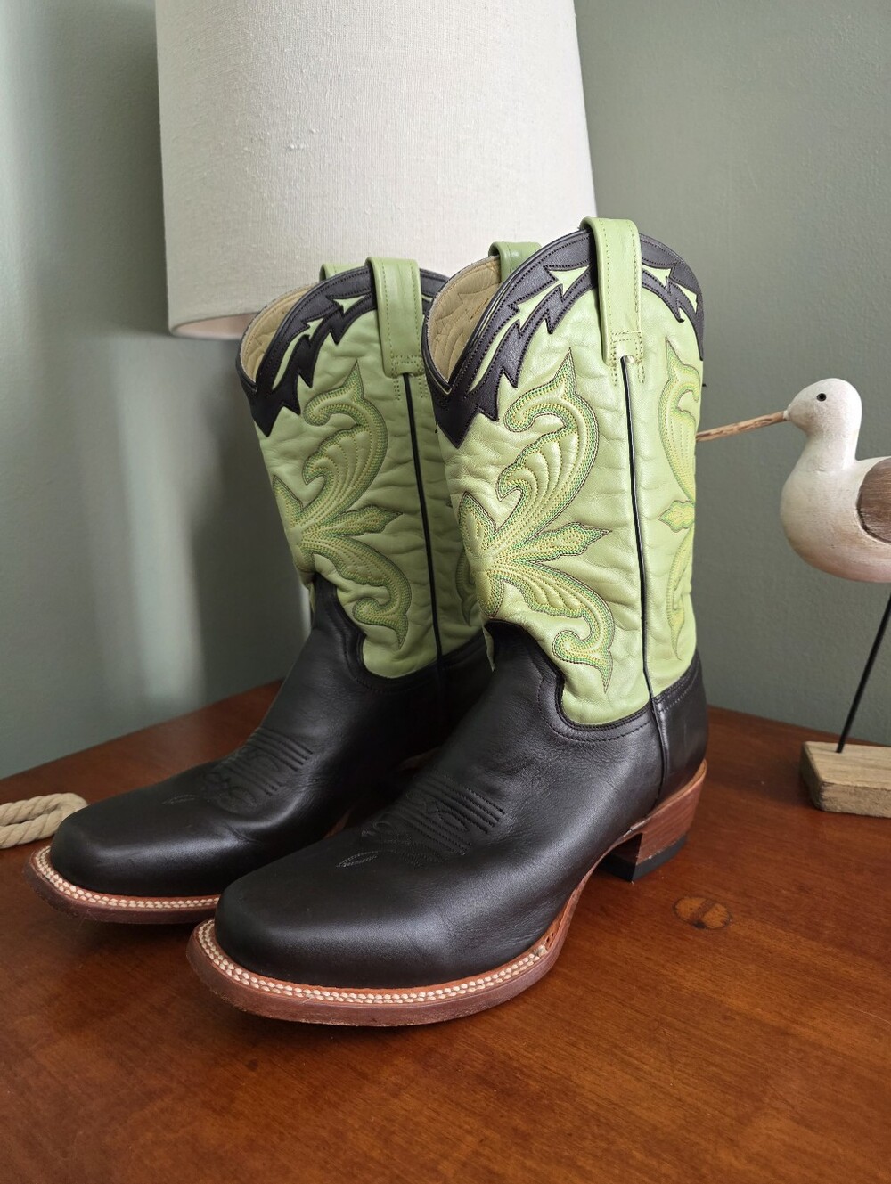 Stetson Mens 8.5 Dark Brown Lime Green Leather Embroidered Western Cowboy Boots